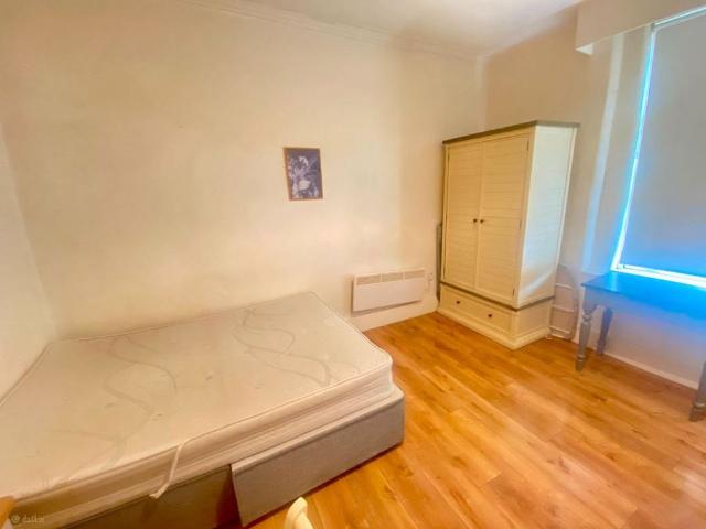 Apartment to rent in Bluebell, North Tipperary