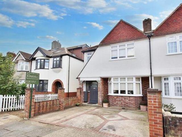 House for sale in London Borough of Hounslow, Cat Hill
