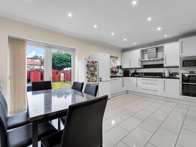 House for rent in London Borough of Hounslow, Spring Grove