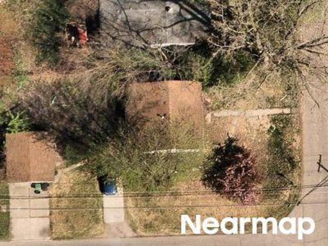 House for sale in Taylor