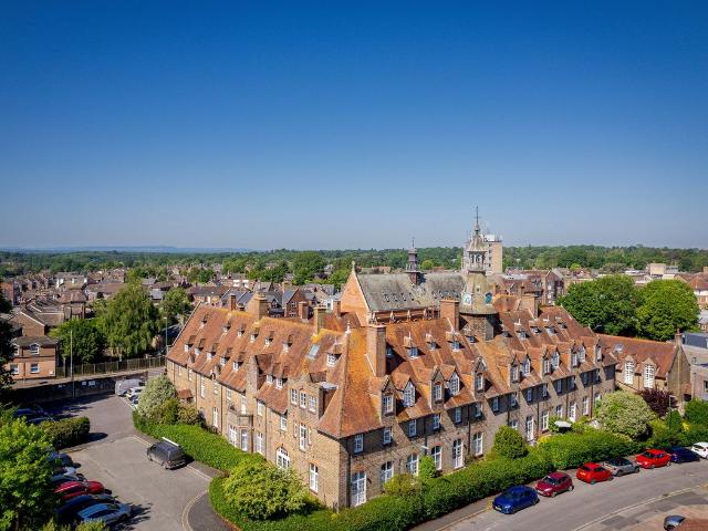 Apartment for rent in Southdowns Park, Perryfields