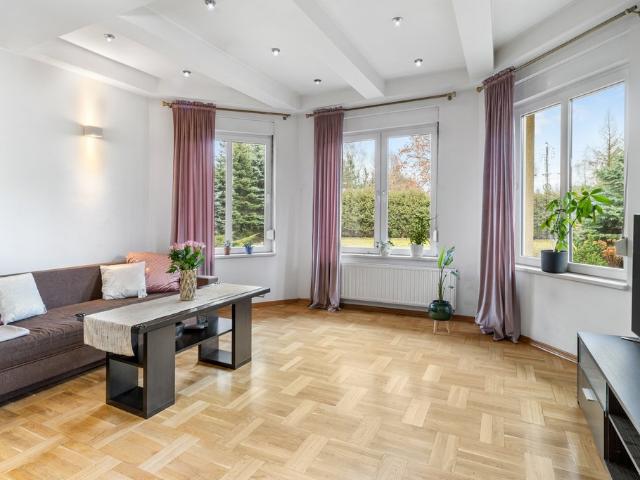 Dom na sprzedaż w Szydłowiec, Mazowieckie