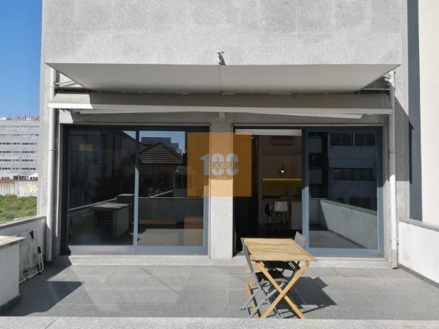 Apartamento venda em Porto