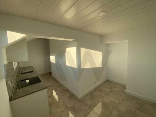 Apartamento alugar em Benfica, Lisboa