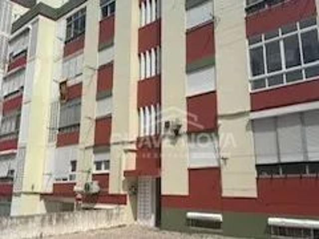 Apartamento venda em Damaia, Amadora