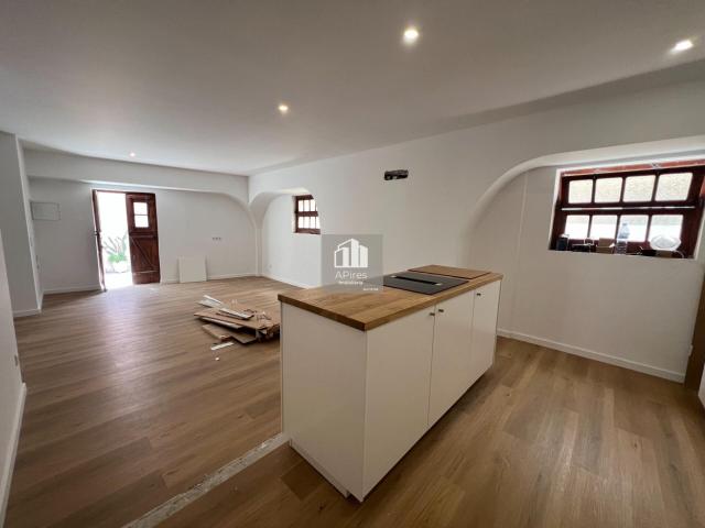 Apartamento alugar em Almada, Setúbal