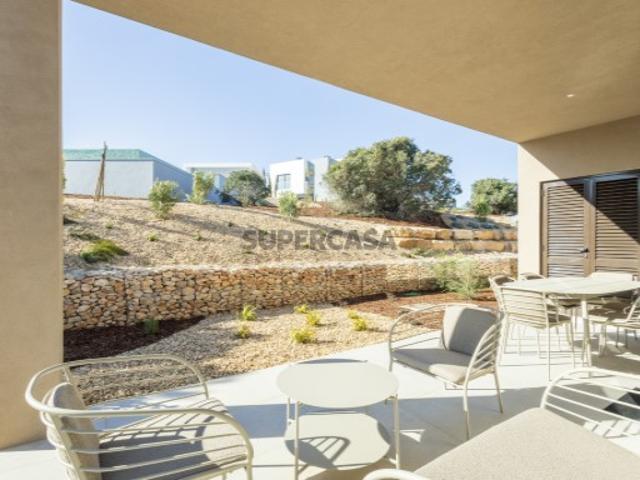 Casa venda em Estômbar, Faro