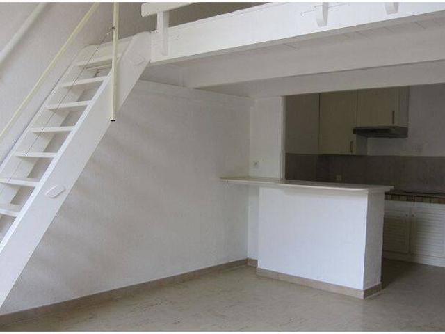 Studio location à Les Grandes Aires, Le Val