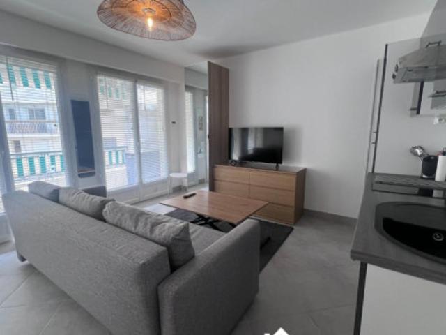 Appartement location à Centre Ville, Antibes
