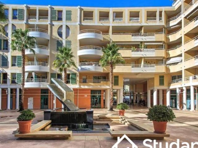 Appartement location à Quartier Jean-Médecin, Nice