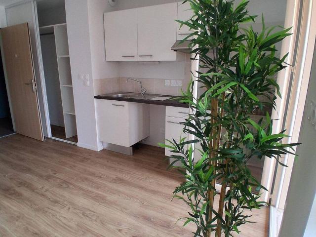 Studio location à Saint-Etienne, Villeneuve-sur-Lot