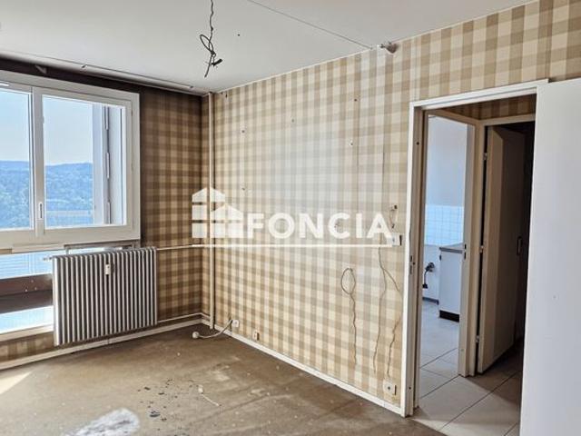 Appartement vente à Saint-Étienne, Firminy