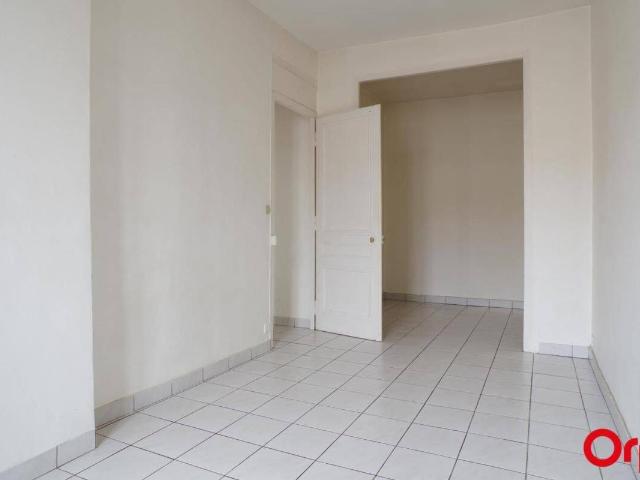 Studio location à Albigny-sur-Saône, Rhône