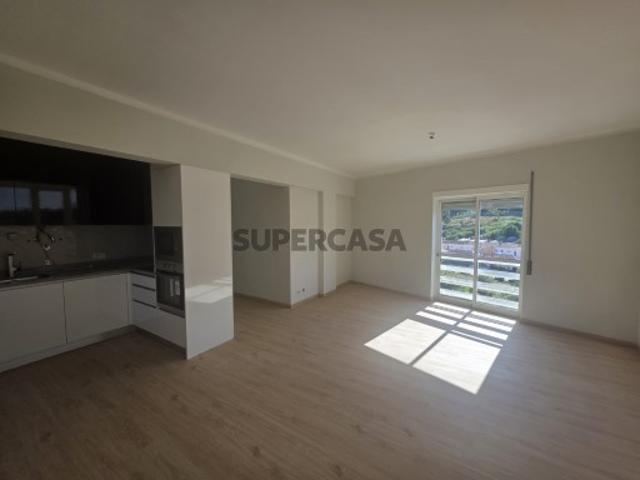Casa venda em Bairro Hipólito, Alcobaça