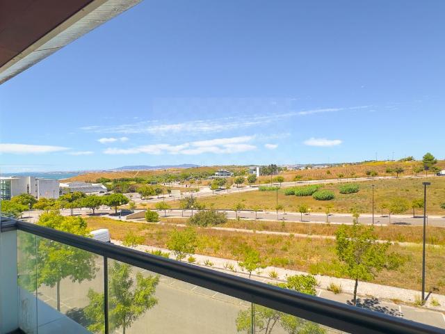 Apartamento venda em Capuchos, Almada