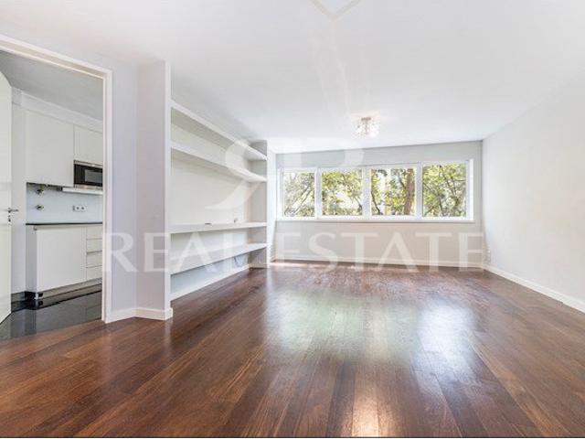 Apartamento venda em São Sebastião da Pedreira, Lisboa