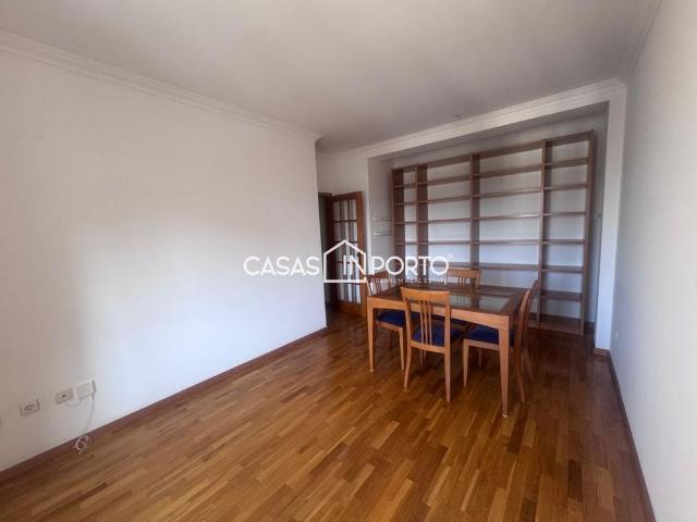 Apartamento alugar em Prelada, Porto