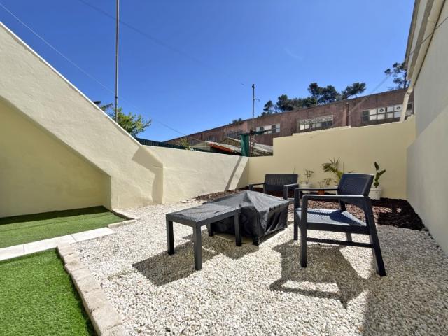 Apartamento venda em Catujal, Santiago Dos Velhos