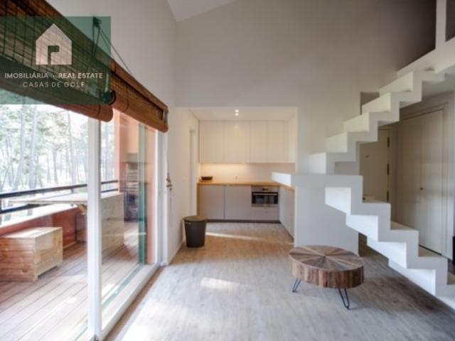 Apartamento alugar em Herdade da Aroeira, Almada