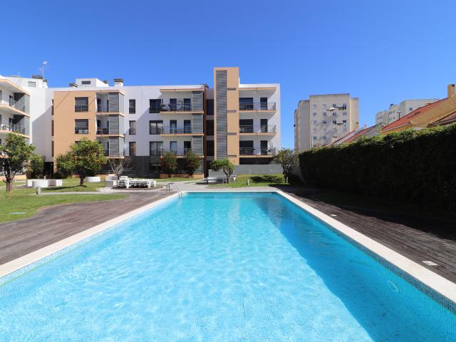 Apartamento alugar em Bairro de Santa Cruz de Benfica, Lisboa