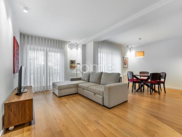 Apartamento alugar em Porto, Aldoar