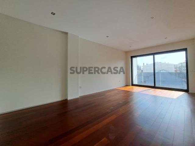 Casa venda em A Ver-o-mar, Porto