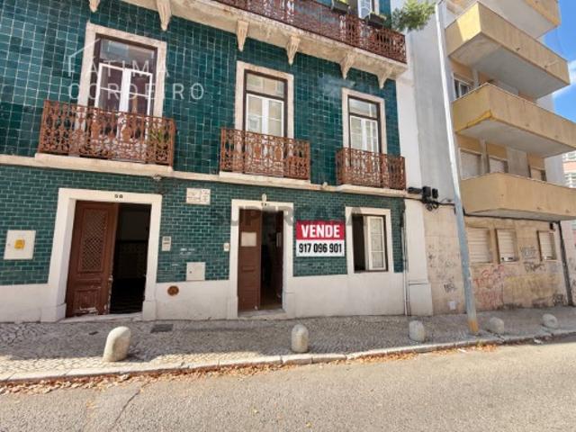 Casa venda em Cacilhas Centro, Almada