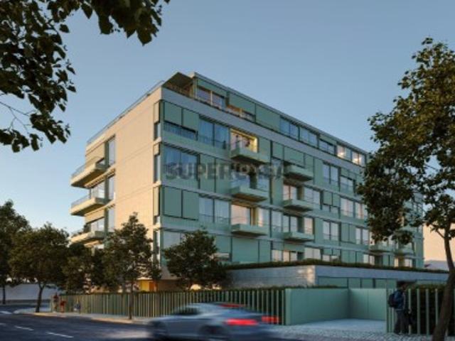 Casa venda em Porto, Lordelo Do Ouro