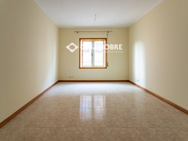 Apartamento alugar em Oliveira do Douro, Vila Nova De Gaia
