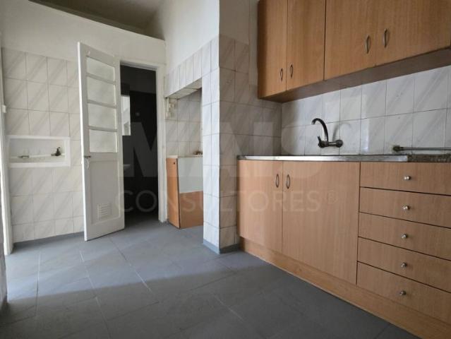 Apartamento alugar em Estrela, Lisboa