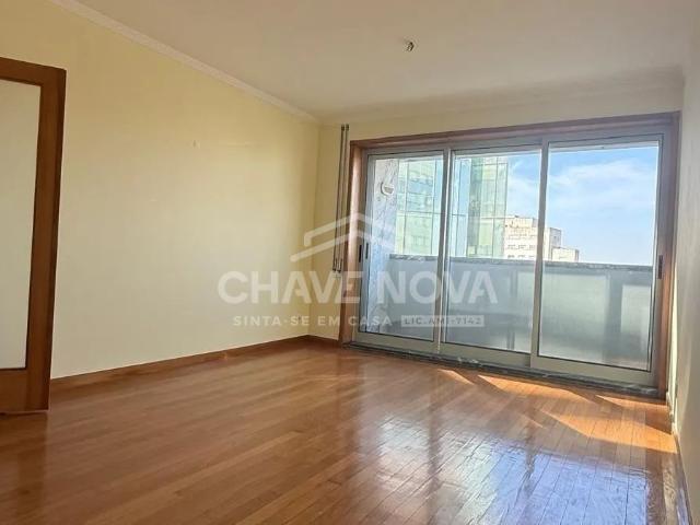 Apartamento venda em Maia, Gueifães