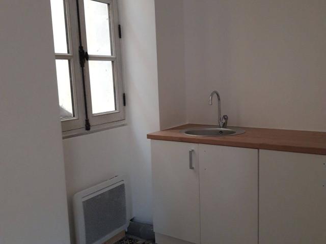 Studio location à Verron, La Flèche