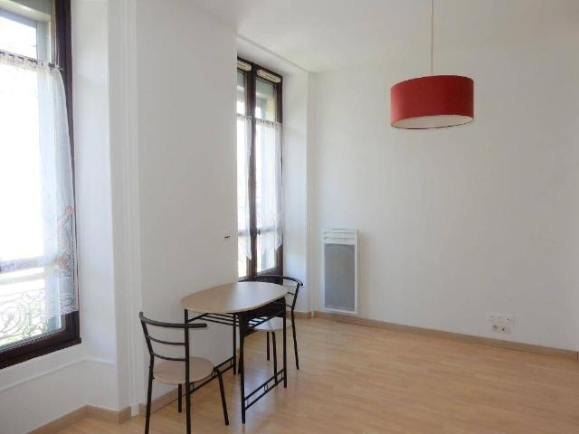 Studio location à Centre-Ville, Aix-les-Bains