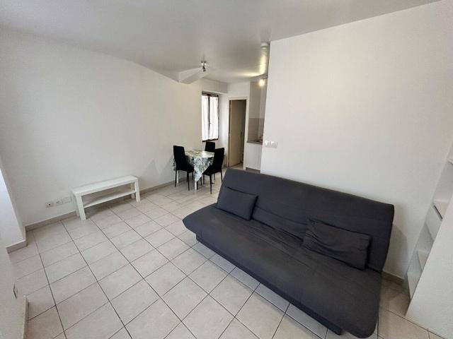 Studio location à Résidence Concorde Plage, Marignane