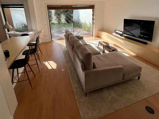 Apartamento alugar em Carreiros, Porto