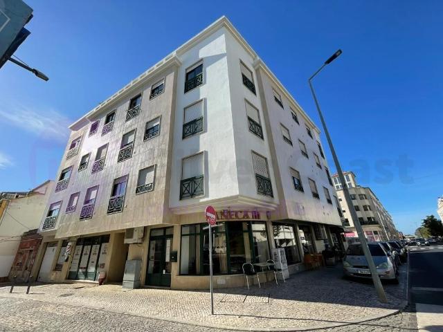 Apartamento alugar em Nossa Senhora do Pópulo, Coto e São Gregório, Caldas da Rainha
