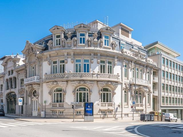 Apartamento alugar em Corticeira, Porto