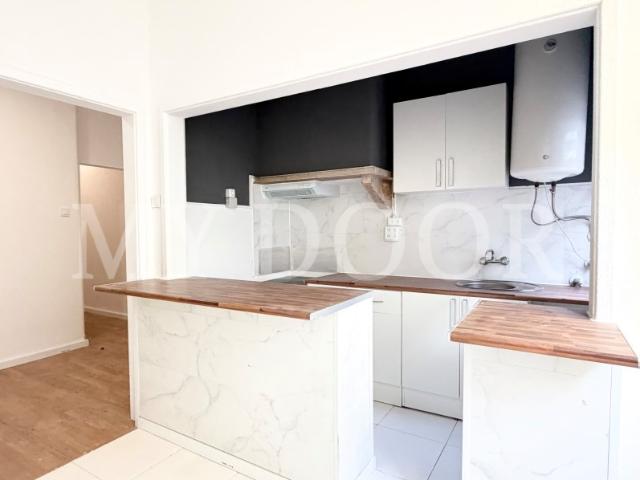 Apartamento alugar em Santiago Dos Velhos, Lisboa