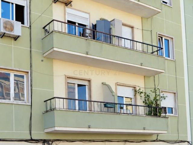 Apartamento venda em Reboleira, Amadora
