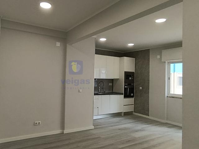 Apartamento venda em Amadora, Lisboa