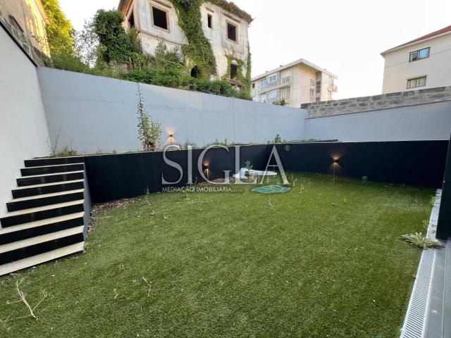 Apartamento alugar em Porto, Lordelo Do Ouro