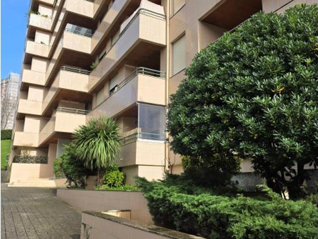 Apartamento alugar em Porto, Aldoar