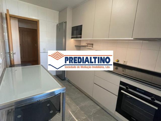 Apartamento alugar em Maia, Gueifães