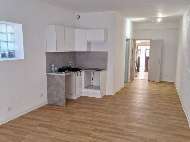 Studio location à Tarascon, Bouches-du-Rhône