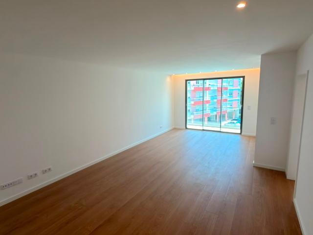 Apartamento alugar em Visconde da Luz, Cascais