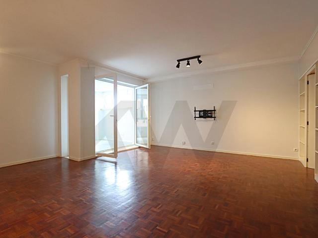 Apartamento alugar em Basílio Teles, Porto