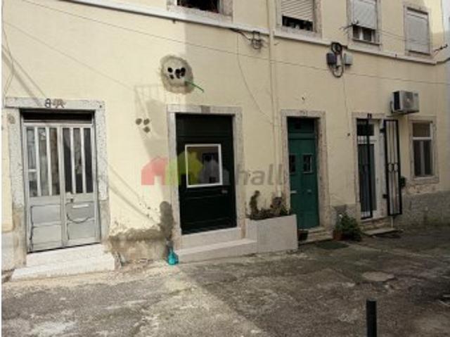 Apartamento venda em Estrela, Lisboa
