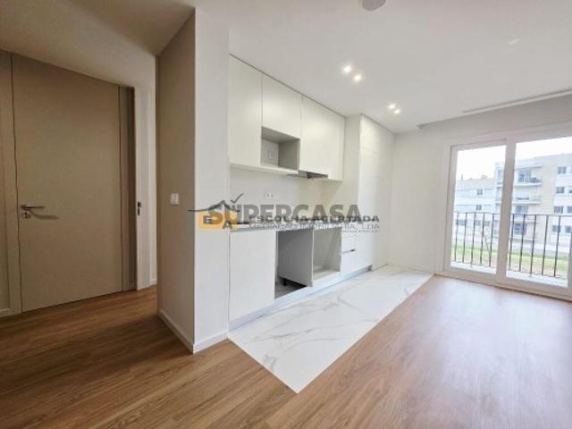 Casa venda em Maia, Gueifães