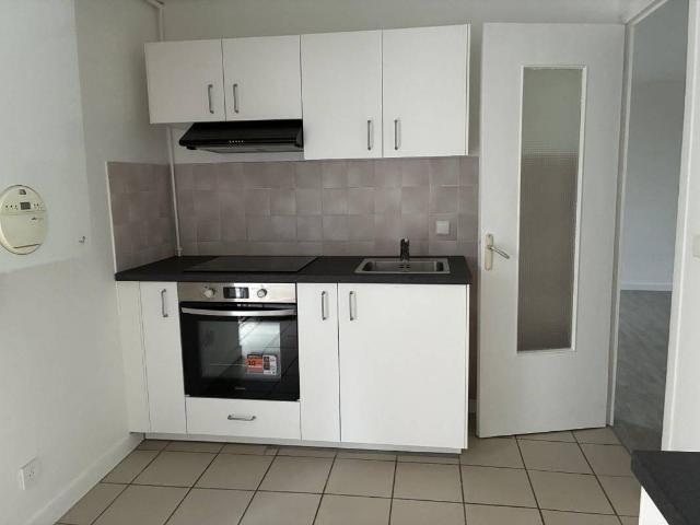 Studio location à Saint-Rambert-sur-Loire, Saint-Just-Saint-Rambert