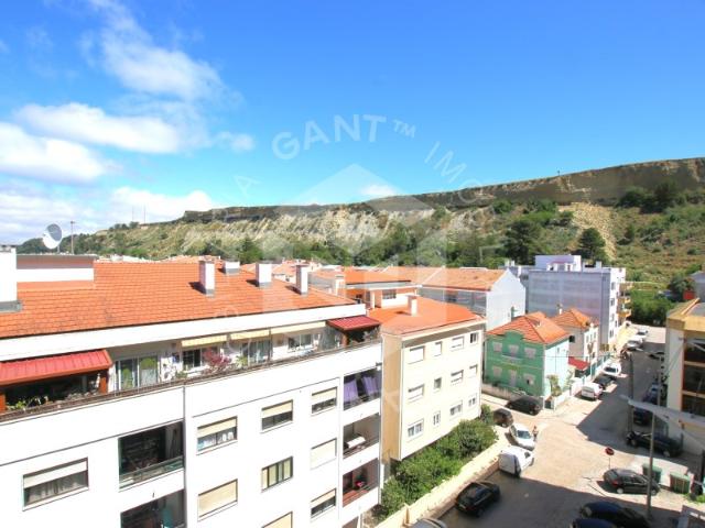 Apartamento alugar em Costa da Caparica, Almada